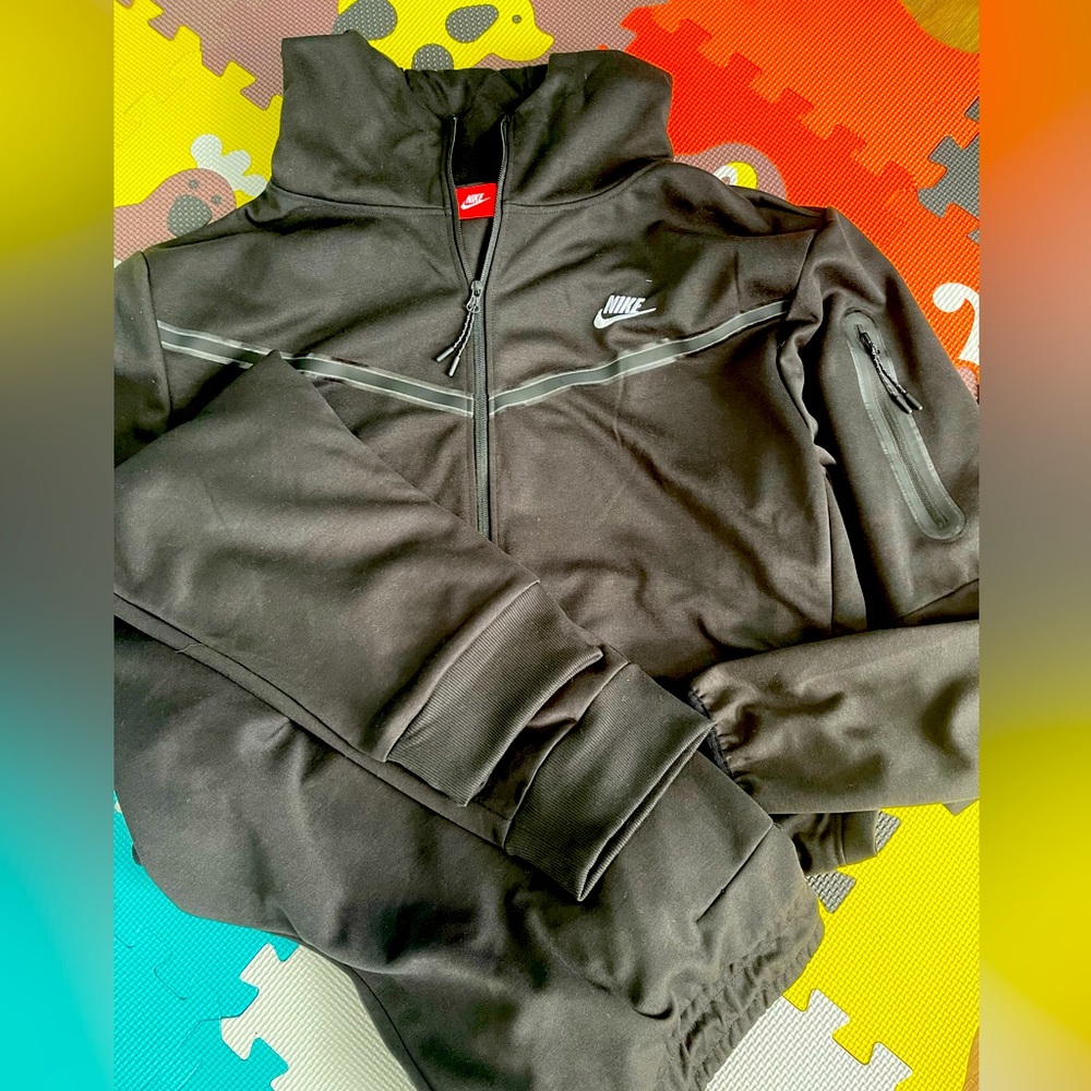 Nike tech’s 3XL, Color Blk, Red, Gray! New